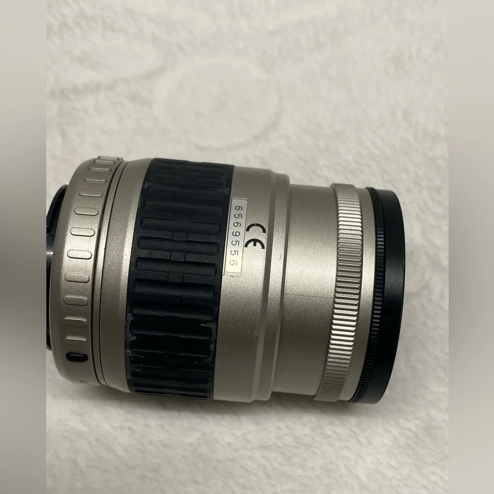 Pentax SMC-FA 28-90mm f/3.5-5.6 camera lens.